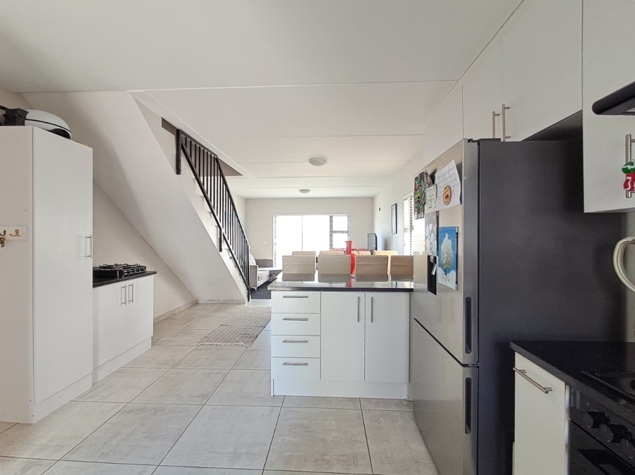 To Let 2 Bedroom Property for Rent in Stonewood Security Estate Western Cape